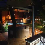 Kamp Lu Glamp *
